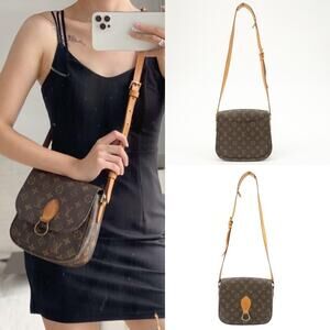 💎✨Authentic✨💎Louis Vuitton Monogram Saint Cloud GM Shoulder Bag